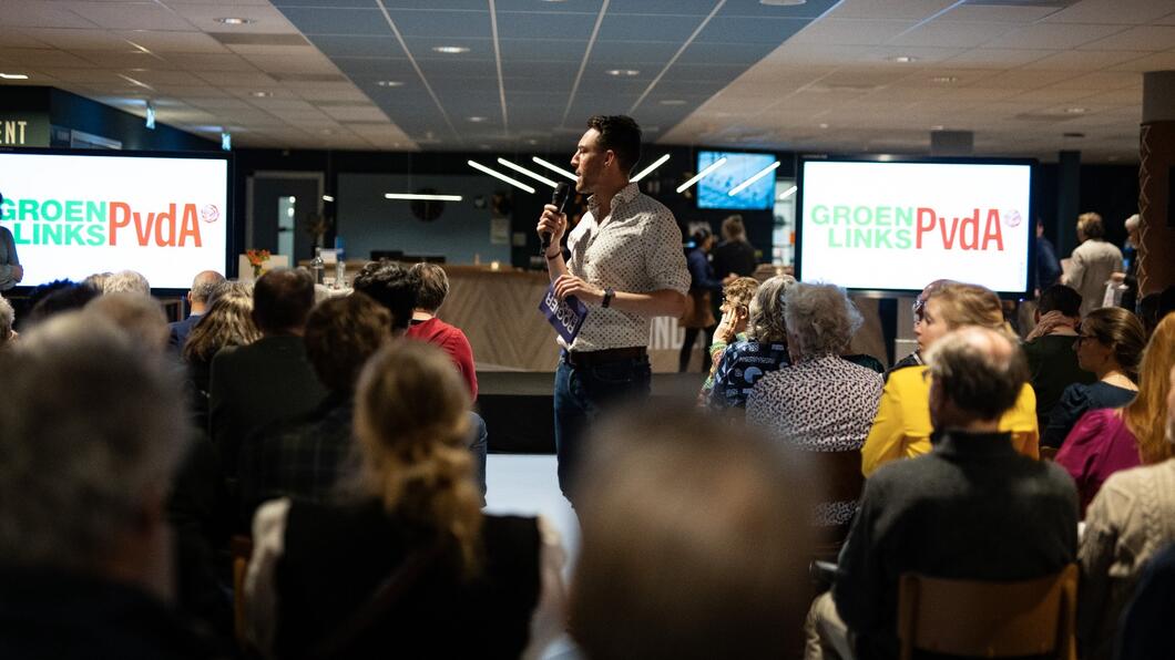 bijeenkomst spreker publiek